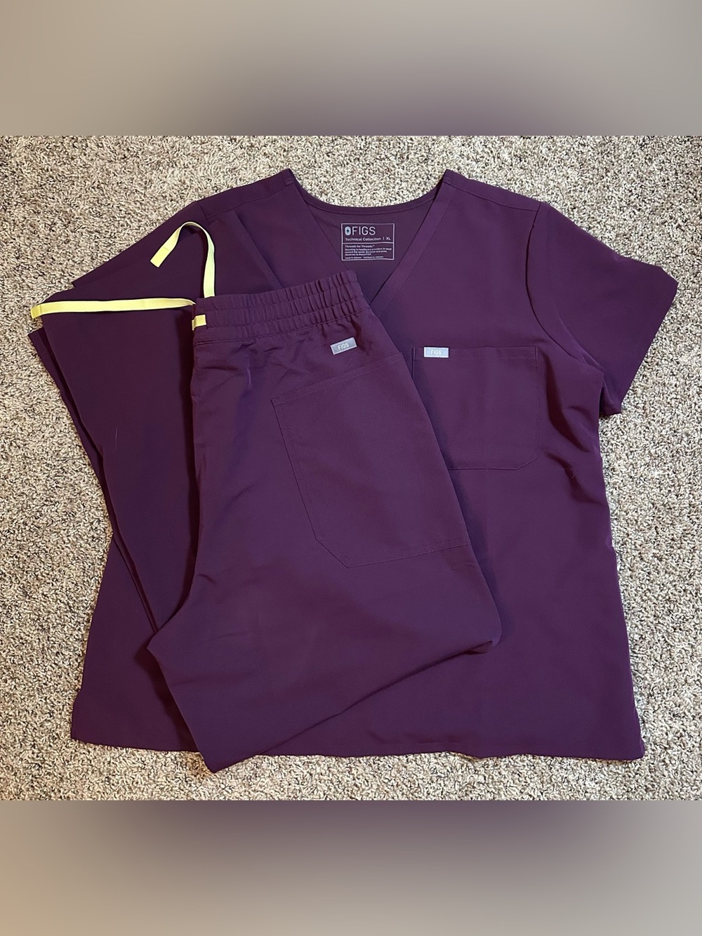 FIGS deep purple XL scrub set Roslyn pants and Catarina top new w/o tags